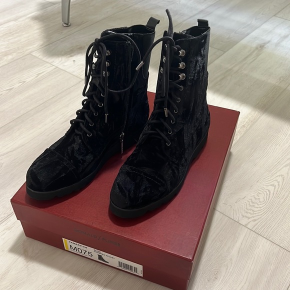 Donald J. Pliner Shoes - Donald Pliner Boots Cailen Combat NEW with box